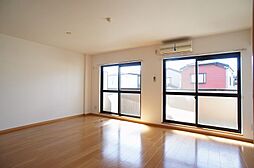 ポワール・フルール 1階1LDKのリビング/ダイニング