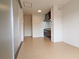 スピネル 1階1LDKのリビング/ダイニング