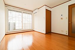 フローラ 7 A 2階2LDKのリビング/ダイニング