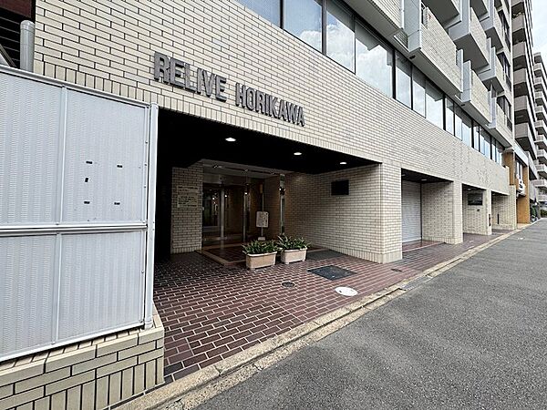 エントランスを拡大表示