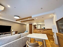 ベル・クローチェ京都洛央 1LDKのリビング/ダイニング