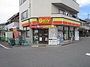 デイリーヤマザキ牧田店 徒歩3分。 190m