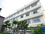 小学校「広島市立牛田小学校まで841ｍ」