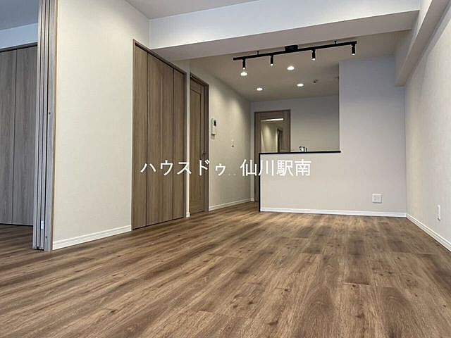 リビング/ダイニング 調布ロイヤルハイツ 2階/-