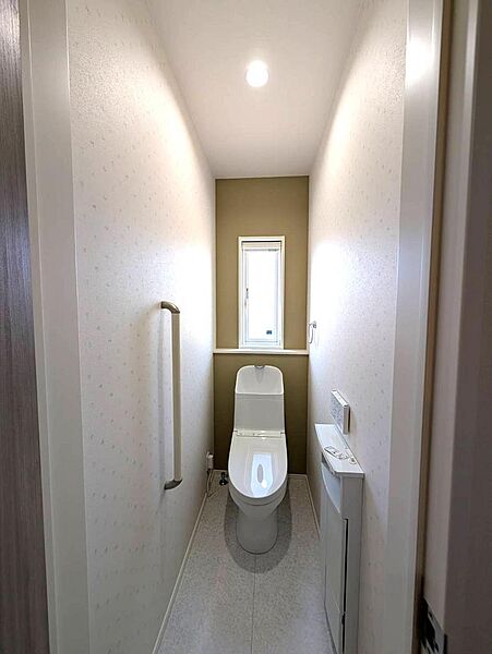 トイレを拡大表示