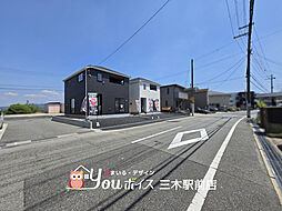 全居室収納・WICあり　三木市志染町東自由が丘新築戸建　全2棟 1号棟