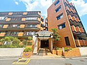 「学園前駅」より徒歩約16分の立地◎