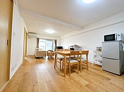 ルネ新大宮 3LDKのリビング/ダイニング