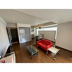 ラヴィアンムロガ