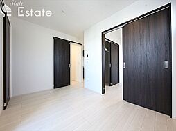 REGALEST Ele 1階1LDKのリビング/ダイニング