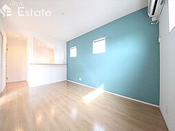 LUXE.STYLE辻町EAST 3階1LDKのリビング/ダイニング