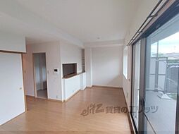 近鉄奈良線 生駒駅 徒歩12分の賃貸マンション 1階3LDKのリビング/ダイニング