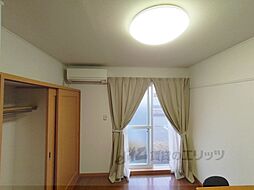 レオパレス三笠 103 1階1Kのリビング/ダイニング