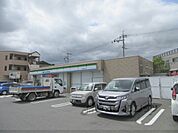 ファミリーマート　生駒俵口店まで1800メートル