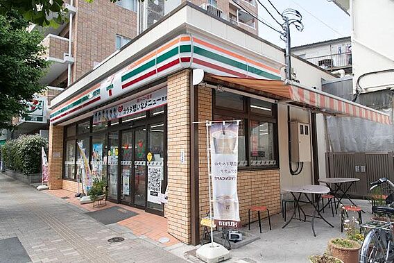 セブンイレブン...
