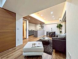 伸びやかな空間のなかで、ゆったりとしたひとときを過ごせます。