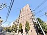 外観：忙しく過ぎゆく日常を置き去るほど、ゆったりした時間が流れる住環境。