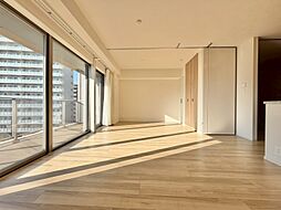 通風・採光に優れ、心地よい光と風が溢れています。