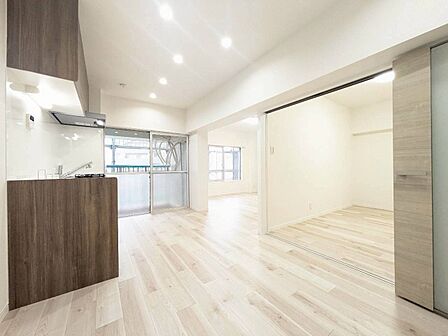 「空間が織り成すひとつ先の住み心地」を演出します。