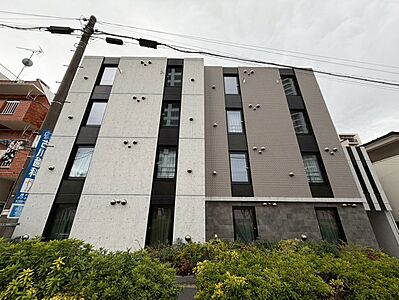 外観：飽きのこないシンプルモダンな外観です。