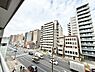 バルコニー：眺望や窓からの景色が良いと、家で過ごす時間も快適です。