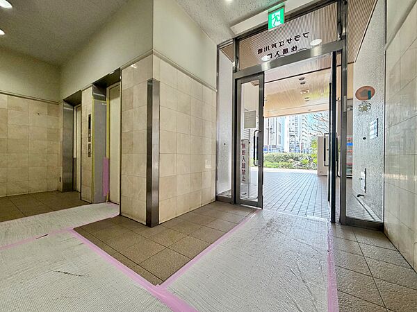 エントランス
