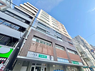 外観:飽きのこないシンプルモダンな外観です。 外観:飽きのこないシンプルモダンな外観です。