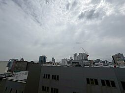 陽当たり・通風・開放感に恵まれた環境です。
