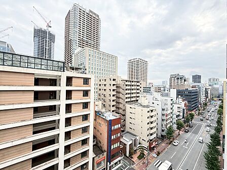 眺望や窓からの景色が良いと、家で過ごす時間も快適です。