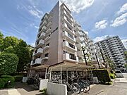 飽きのこないシンプルモダンな外観です。
