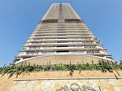 外観:飽きのこないシンプルモダンな外観です。 外観:飽きのこないシンプルモダンな外観です。