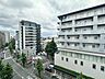バルコニー：眺望や窓からの景色が良いと、家で過ごす時間も快適です。