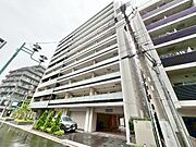 飽きのこないシンプルモダンな外観です。