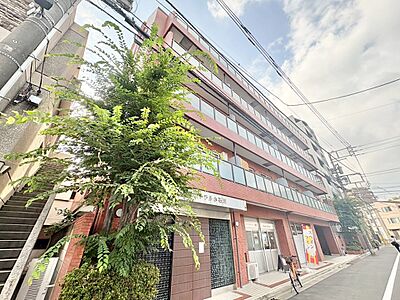外観：飽きのこないシンプルモダンな外観です。