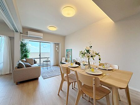 通風・採光に優れ、心地よい光と風が溢れています。