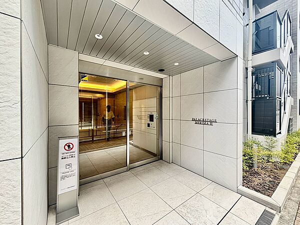 エントランスを拡大表示