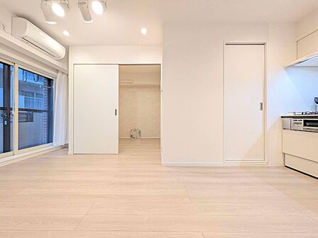 通風・採光に優れ、心地よい光と風が溢れています。