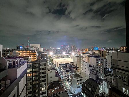 眺望や窓からの景色が良いと、家で過ごす時間も快適です。