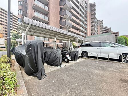 バイク置き場もございます。※空き状況は都度ご確認下さい。