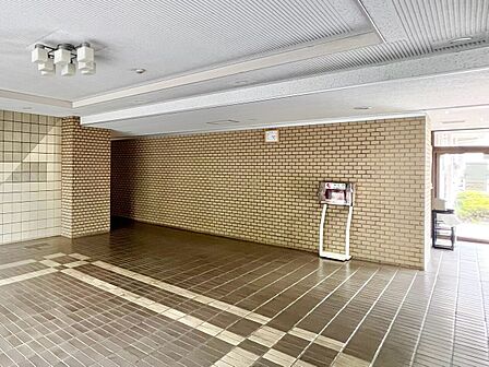 館内は静寂な中が保たれており、管理が行き届いている印象を受けました。