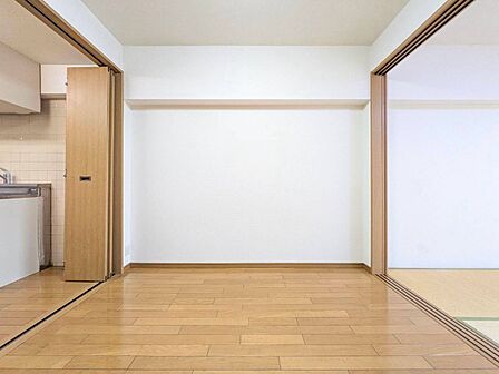 伸びやかな空間のなかで、ゆったりとしたひとときを過ごせます。