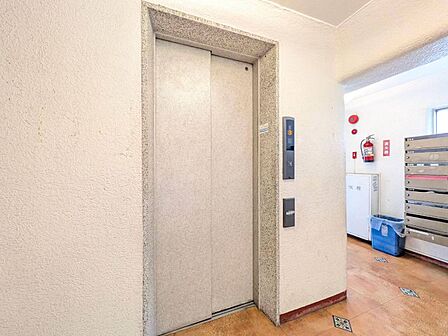 エレベーター完備のため荷物が多くなっても安心。