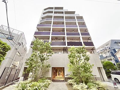 外観:飽きのこないシンプルモダンな外観です。 外観:飽きのこないシンプルモダンな外観です。