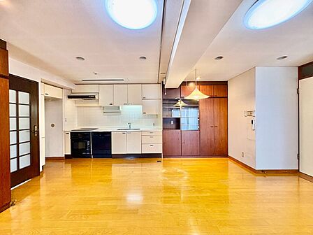 充実した生活は伸びやかな居室空間から始まります。