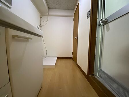 十分な広さの脱衣所。
