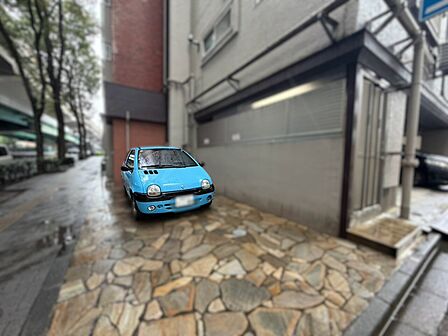 駐車スペースが嬉しいですね。※空き状況は都度ご確認下さい。