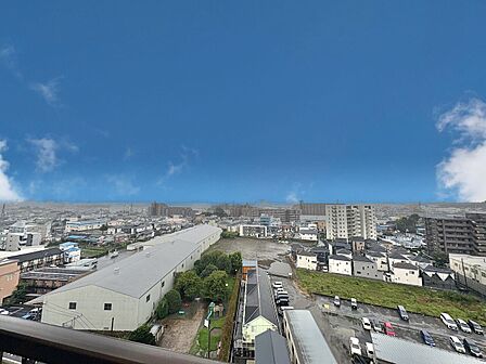 眺望や窓からの景色が良いと、家で過ごす時間も快適です。