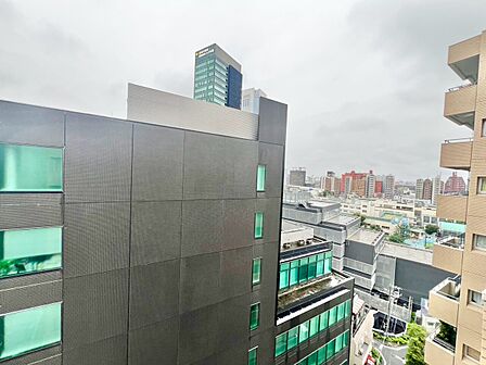 眺望や窓からの景色が良いと、家で過ごす時間も快適です。