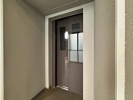 エレベーター完備のため荷物が多くなっても安心。