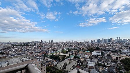 眺望や窓からの景色が良いと、家で過ごす時間も快適です。